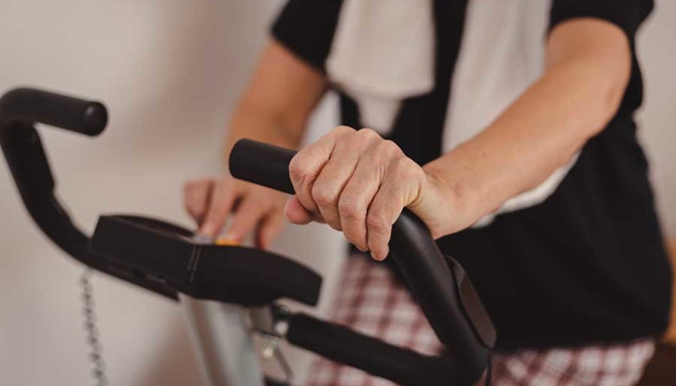 The Benefits of a Spinning Class as You Age
