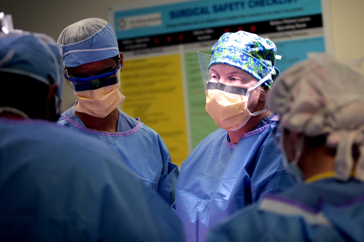 A group of Lifespan plastic surgeons