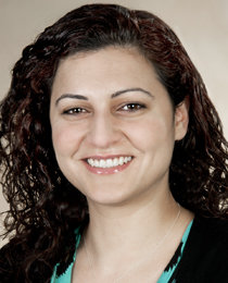 Leana Mahmoud, PharmD Headshot