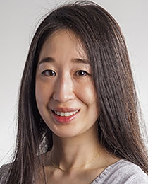 Emily Xue, MD Headshot