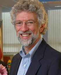 David Mandelbaum, MD, PhD Headshot