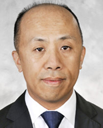 Cao T. Tran, MD Headshot